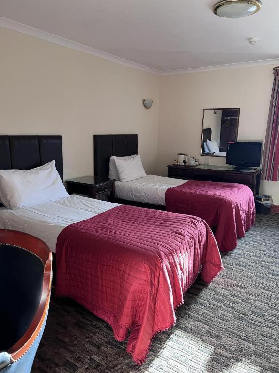 Lochway Hotel Dumbarton Bagian luar foto