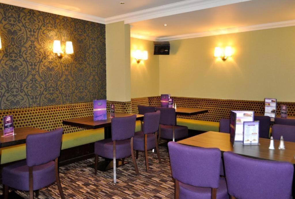 Lochway Hotel Dumbarton Bagian luar foto